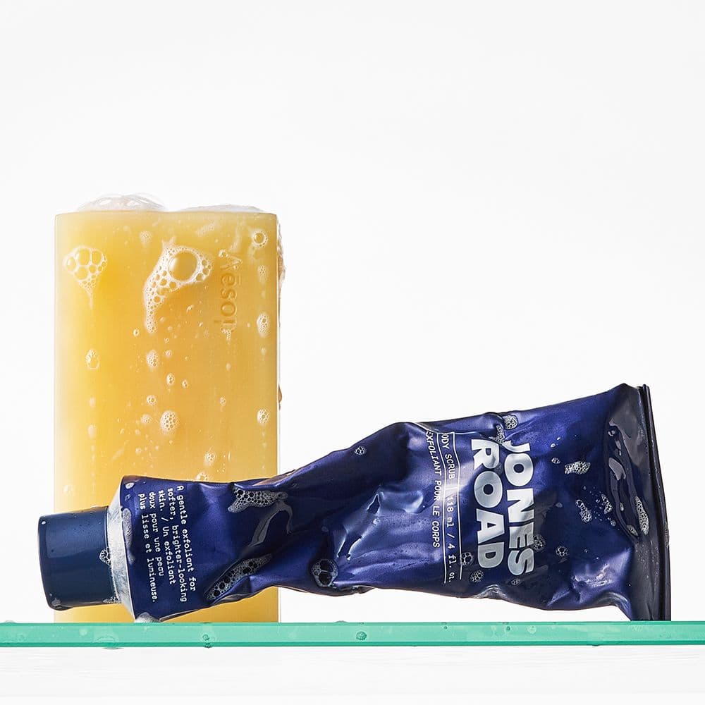  Scent Yourself: Your AM Shower Routine Just Got an Upgrade 