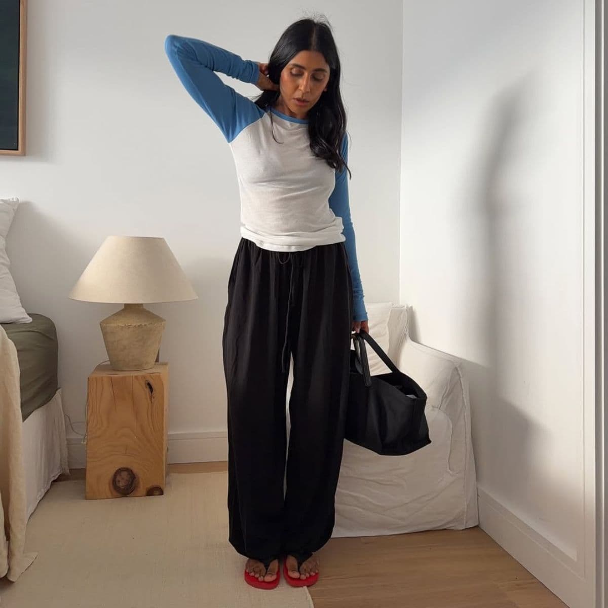  I'm a Minimalist Bored of Jeans, This Is the Trending Alternative I'm Wearing Instead 