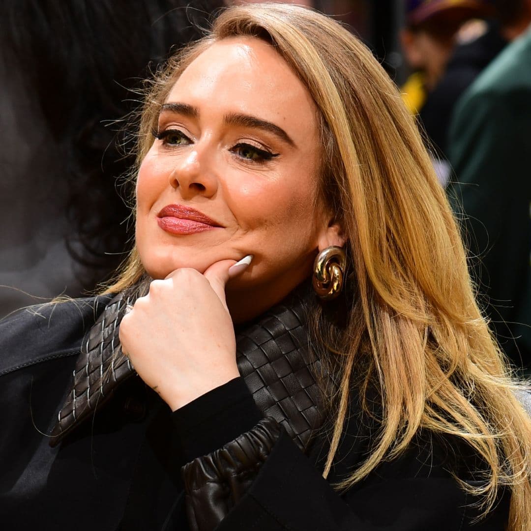 Adele Says "Hello" to a Spring Denim Trend That Makes Everyday Outfits Effortless